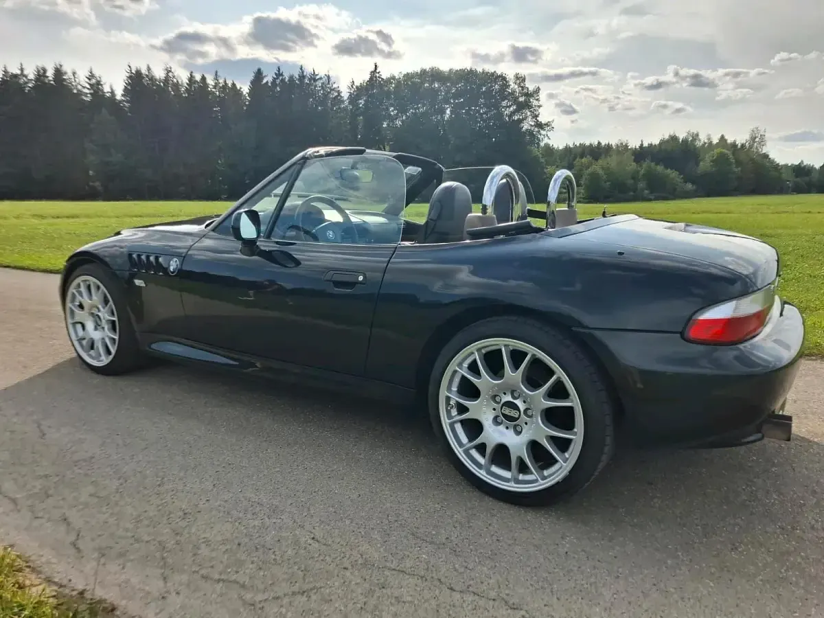 Gebraucht BMW Z3 140 PS (102 kW) 1997 Schwarz Cabrio