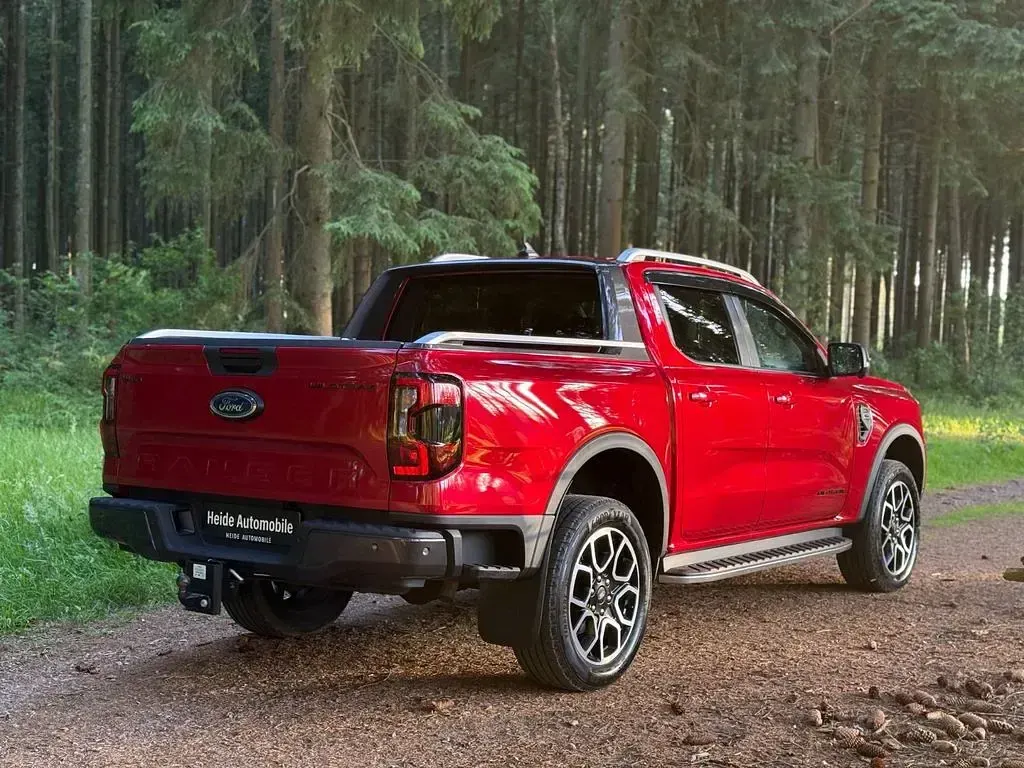Gebraucht Ford Ranger Wildtrack 241 PS (177 kW) 2024 Rot Pickup