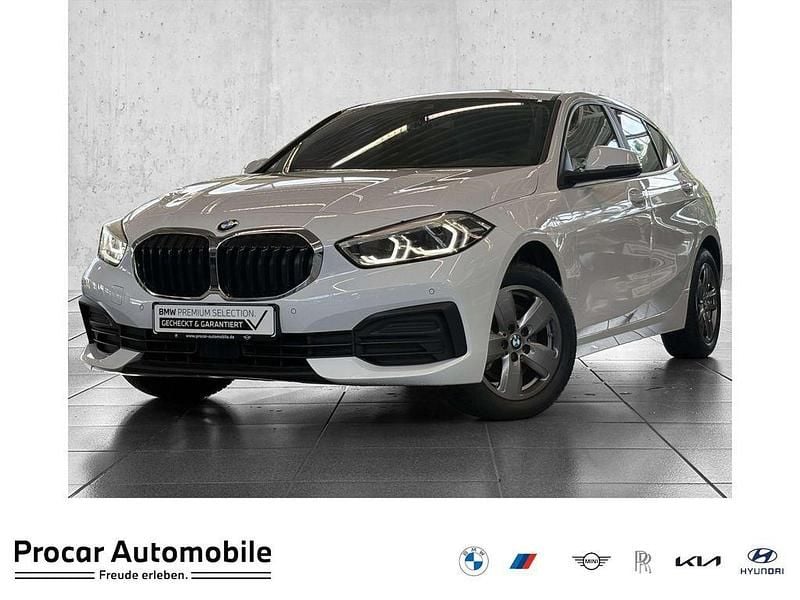Weiß Gebraucht 2022 BMW 118 Advantage Kleinwagen | 19.790 € (Guter Preis) - Bild 1/4