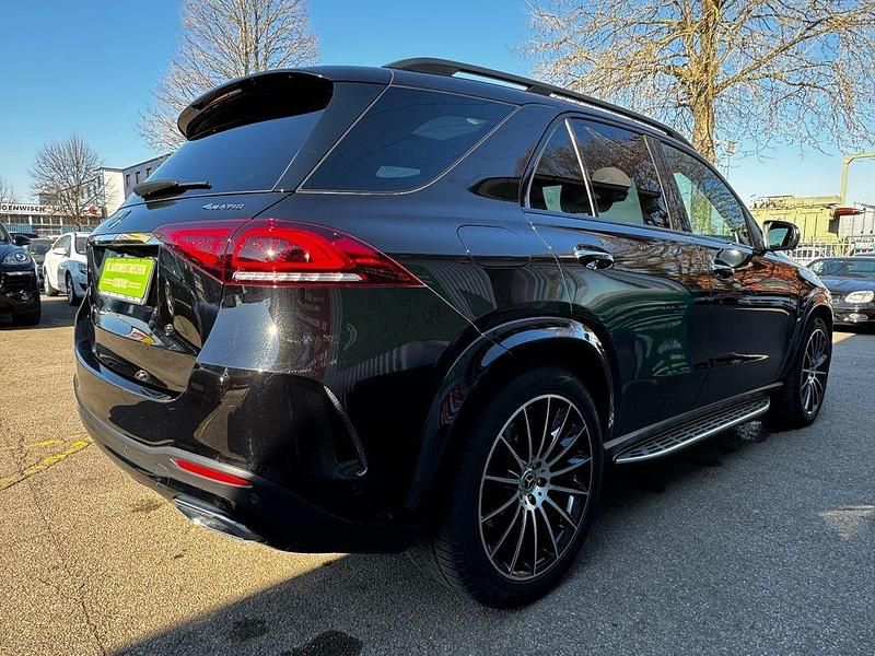 Gebraucht Mercedes GLE400 330 PS (242 kW) 2022 Schwarz SUV