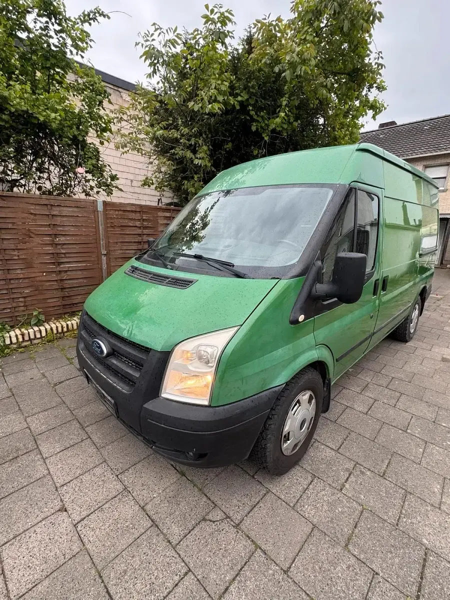 Second-hand Ford Transit 125 CP (91 kW) 2013 Verde Monovolum
