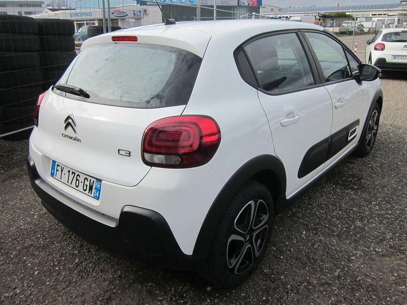 Gebraucht Citroën C3 Feel 83 PS (61 kW) 2021 Weiß Kleinwagen