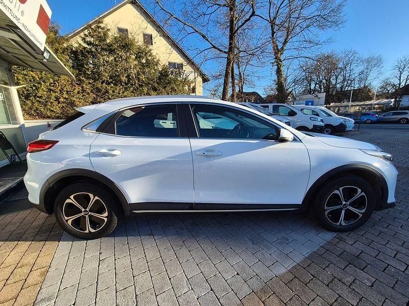 Używany Kia XCeed Vision 141 KM (103 kW) 2020 Biały SUV