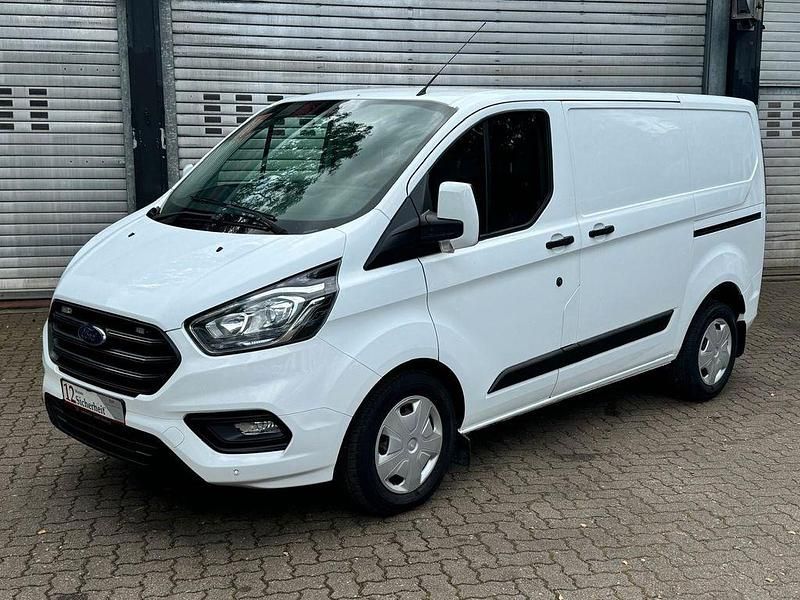 Gebraucht Ford Transit Custom Trend 131 PS (96 kW) 2018 Weiß Van / Kleinbus