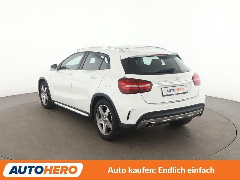 Gebraucht Mercedes GLA200 AMG line 156 PS (114 kW) 2019 Silber SUV