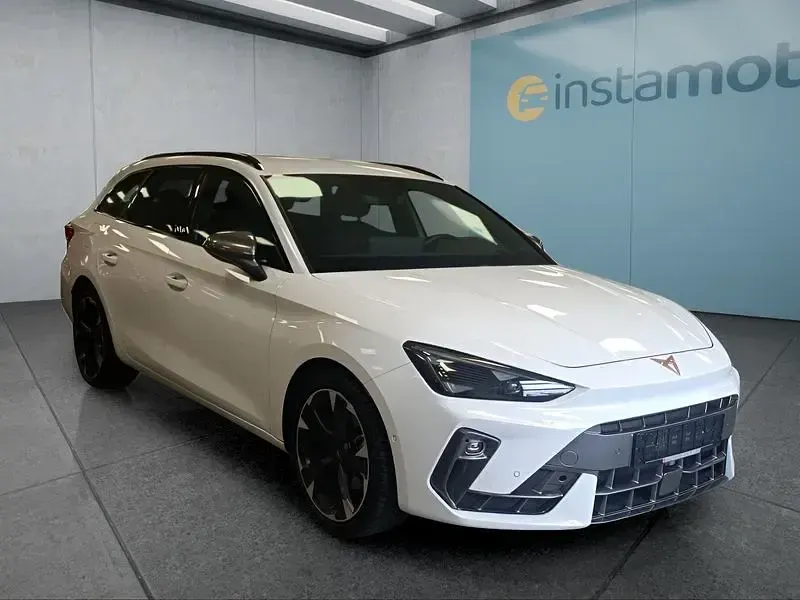 Gebraucht Cupra Leon 150 PS (110 kW) 2025 Weiß Kombi