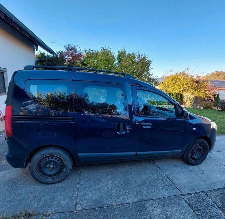Gebraucht Dacia Dokker Lauréate 116 PS (85 kW) 2015 Blau Van / Kleinbus