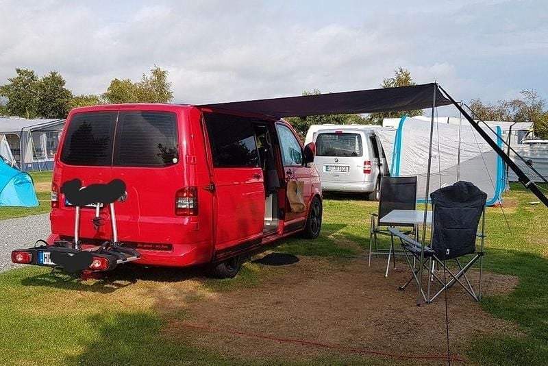 Gebraucht VW T5 131 PS (96 kW) 2009 Rot Van