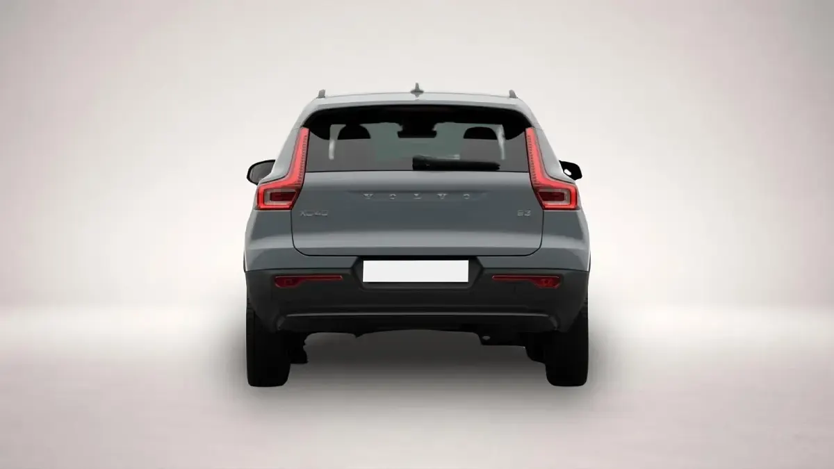 Neu Volvo XC40 Plus 163 PS (119 kW) 2026 Manufacturer SUV
