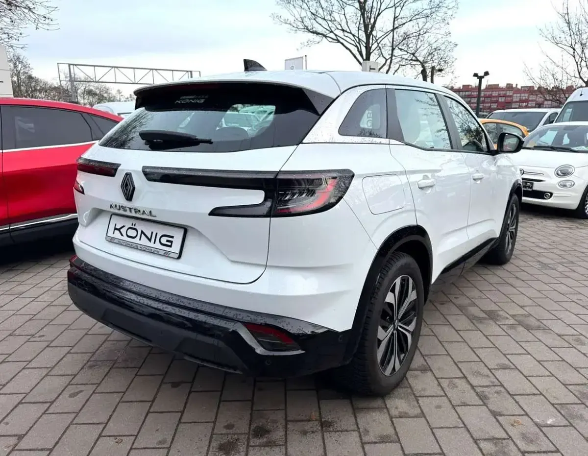 Usata Renault Austral Evolution 158 CV (116 kW) 2023 Bianco SUV