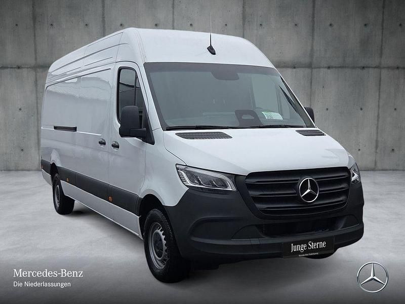 Gebraucht Mercedes Sprinter 170 PS (125 kW) 2024 Weiß Van