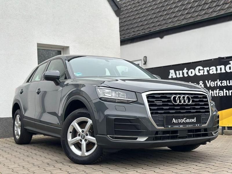 Gebraucht Audi Q2 Ambiente 150 PS (110 kW) 2017 Grau SUV