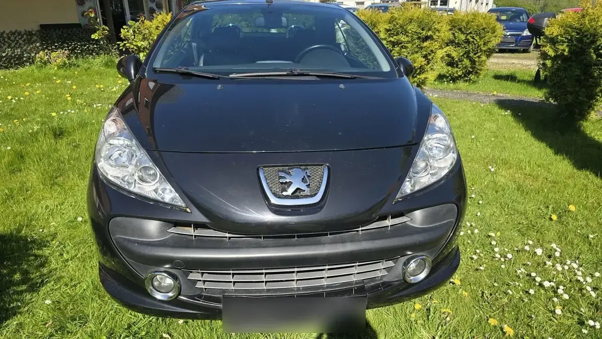 Gebraucht Peugeot 207 120 PS (88 kW) 2007 Schwarz Cabrio