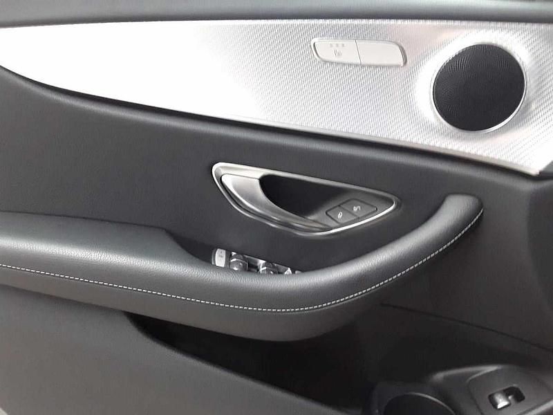 Gebraucht Mercedes E300 Avantgarde 194 PS (142 kW) 2021 Selenitgrau metallic Kombi