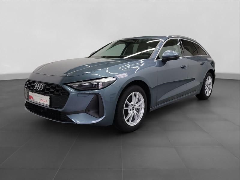 Gebraucht Audi A5 Ambiente 204 PS (150 kW) 2025 Blau Kombi