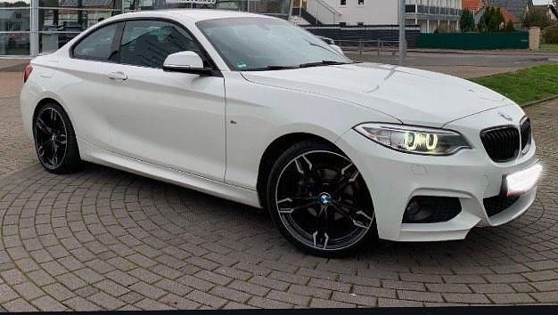 Weiß Gebraucht 2016 BMW 218 M Sport Coupé | 16.500 € (Fairer Preis) - Bild 1/4