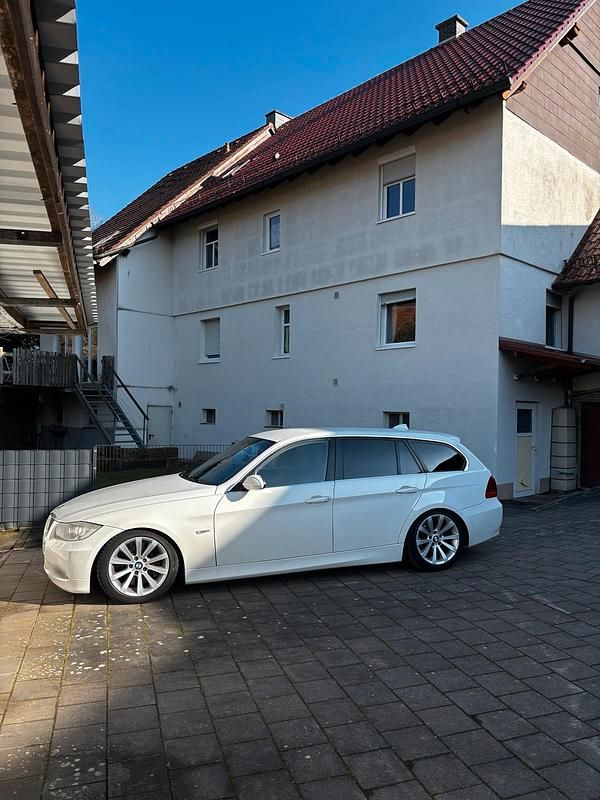 Gebraucht BMW 335 Performance 286 PS (210 kW) 2007 Weiß Kombi