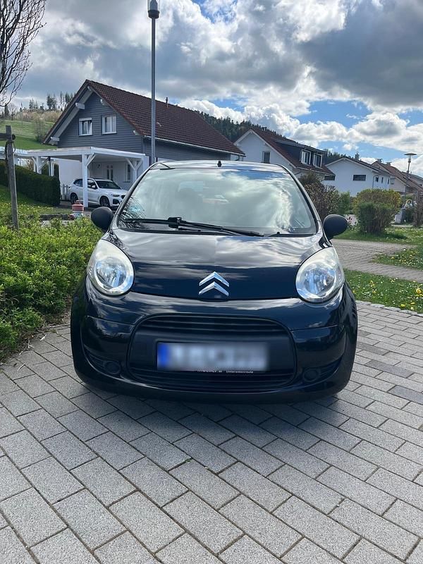 Schwarz Gebraucht 2009 Citroën C1 Kleinwagen | 1.200 € (Guter Preis) - Bild 1/4