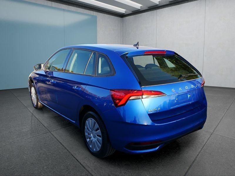 Neu Skoda Scala 150 PS (110 kW) 2025 Blau Kleinwagen