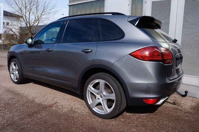 Gebraucht Porsche Cayenne Sport 245 PS (180 kW) 2011 Grau SUV