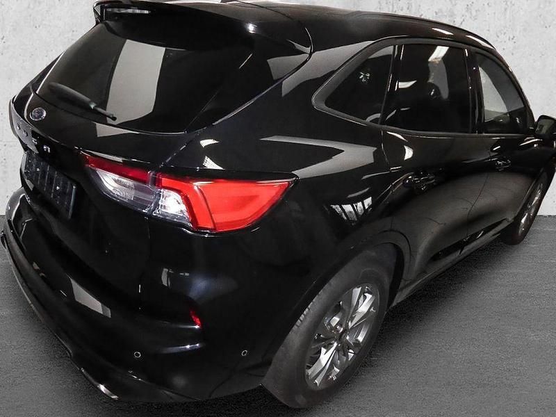 Gebraucht Ford Kuga ST-Line X 120 PS (88 kW) 2024 Obsidianschwarz (metallic) SUV