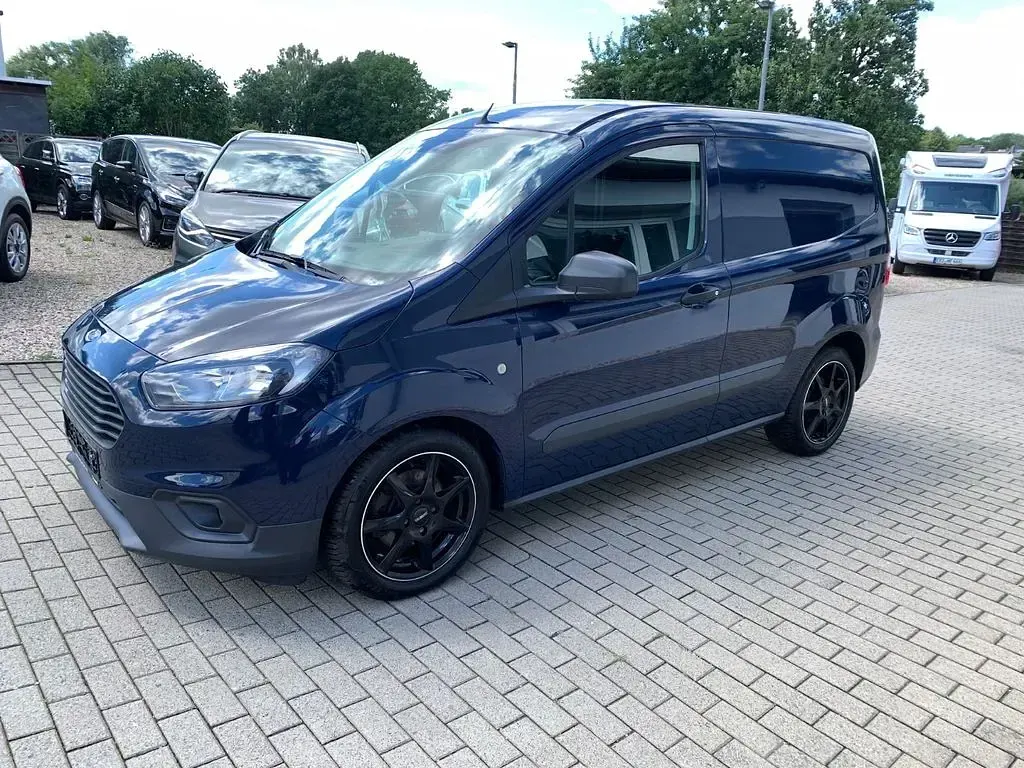 Gebraucht Ford Transit Courier 101 PS (74 kW) 2020 Blau Van