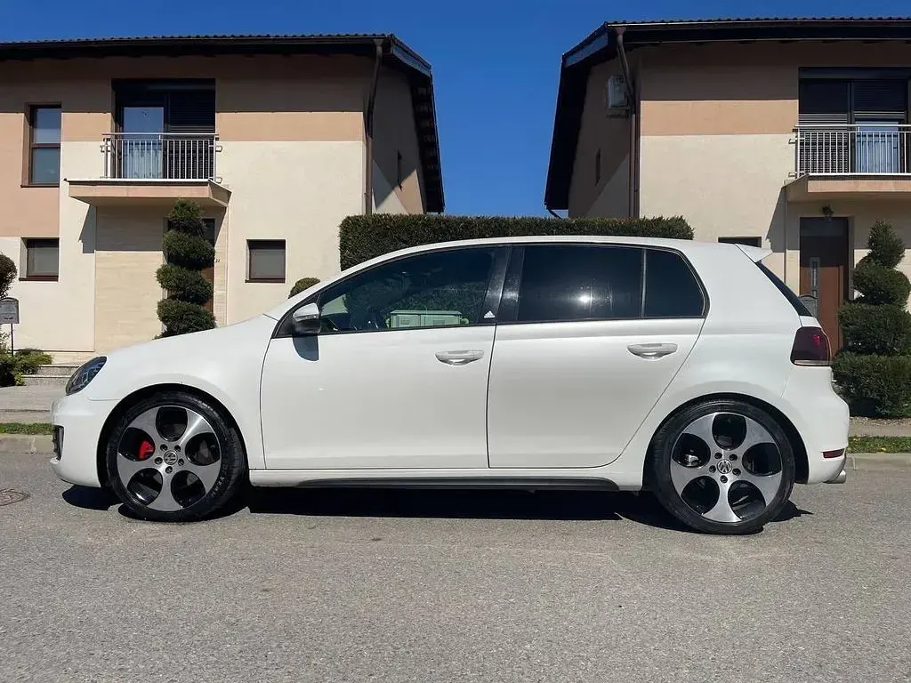Gebraucht VW Golf VII GTI 220 PS (161 kW) 2012 Weiß Limousine