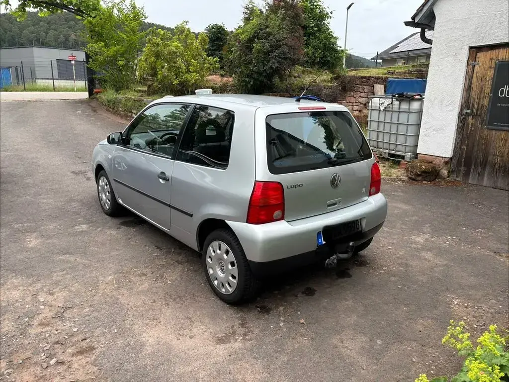 Gebraucht VW Lupo Basis 60 PS (44 kW) 2004 Silber Kleinwagen