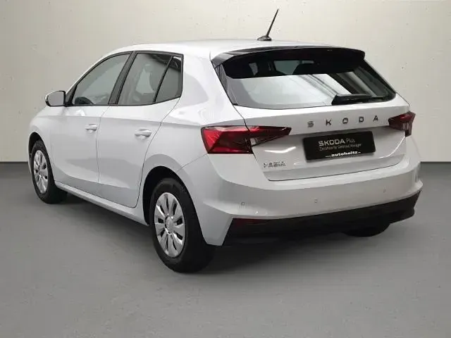 Gebraucht Skoda Fabia Essence 80 PS (58 kW) 2026 Moonweiss metallic Kleinwagen
