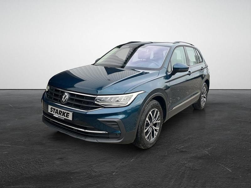 Gebraucht VW Tiguan S 150 PS (110 kW) 2022 Blau SUV