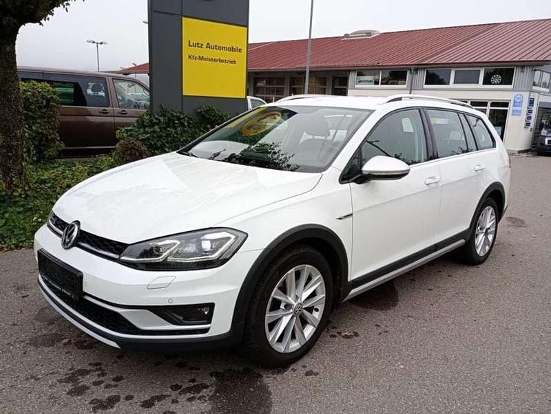Weiß Gebraucht 2018 VW Golf Alltrack Kombi | 19.890 € (Teuer) - Bild 1/4