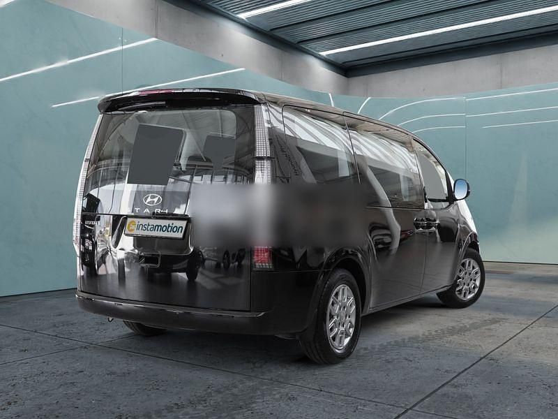Gebraucht Hyundai Staria 177 PS (130 kW) 2024 Schwarz Van / Kleinbus
