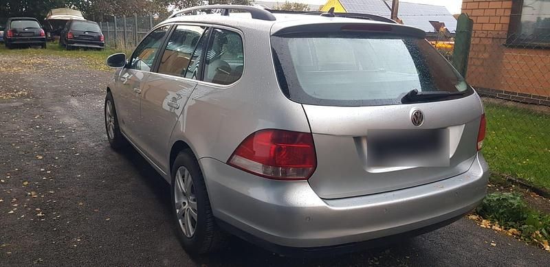 Gebraucht VW Golf V 105 PS (77 kW) 2007 Silber Kombi