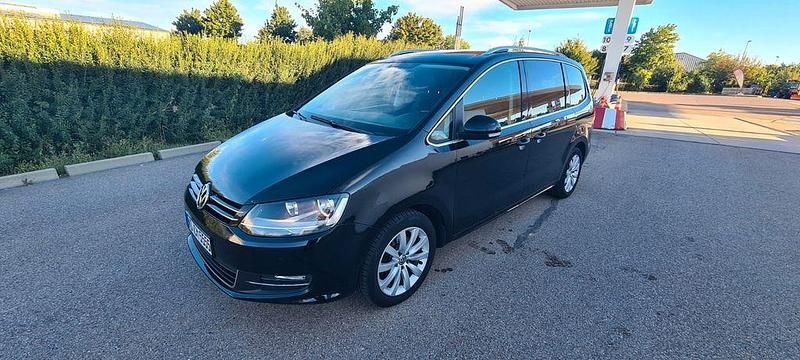 Schwarz Gebraucht 2010 VW Sharan Highline Van / Kleinbus | 7.950 € (Fairer Preis) - Bild 1/4