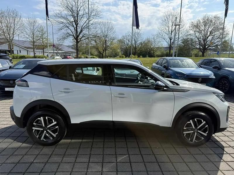 Neu Peugeot 2008 Style 110 PS (80 kW) 2026 Weiß SUV