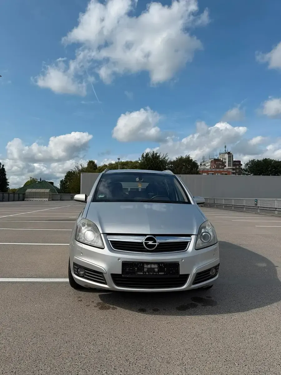 Gebraucht Opel Zafira 170 PS (125 kW) 2006 Silber Van / Kleinbus