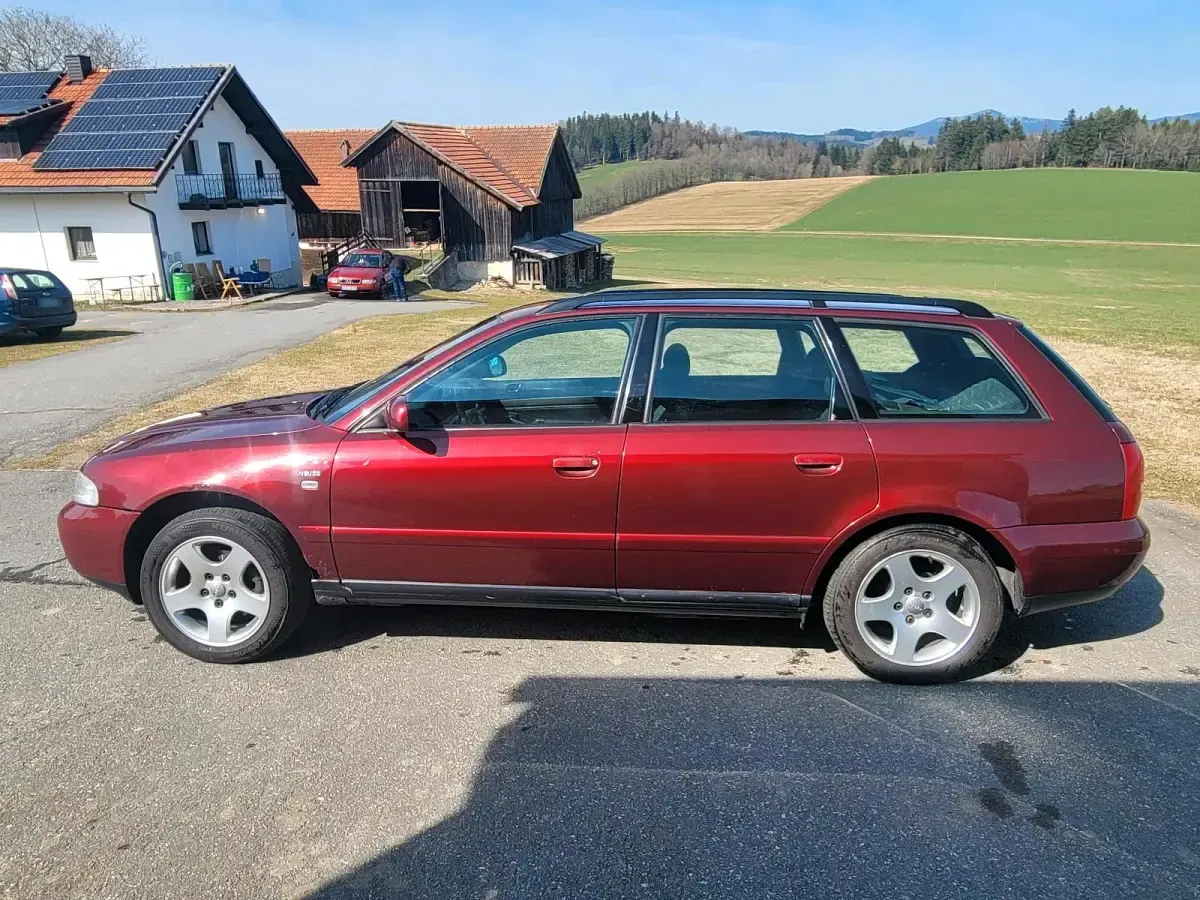 Używany Audi A4 150 KM (110 kW) 2000 Czerwony Kombi