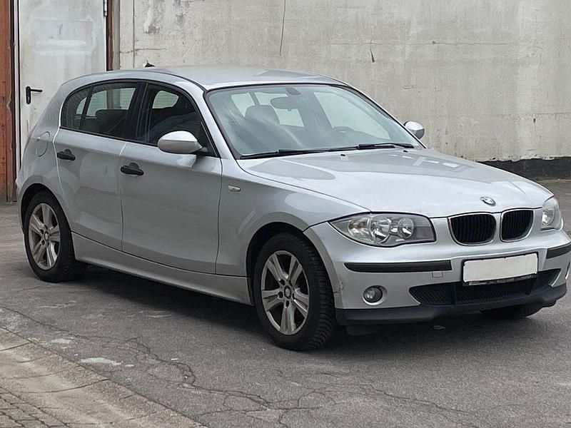 Gebraucht BMW 116 Sport Line 116 PS (85 kW) 2007 Silber Kleinwagen