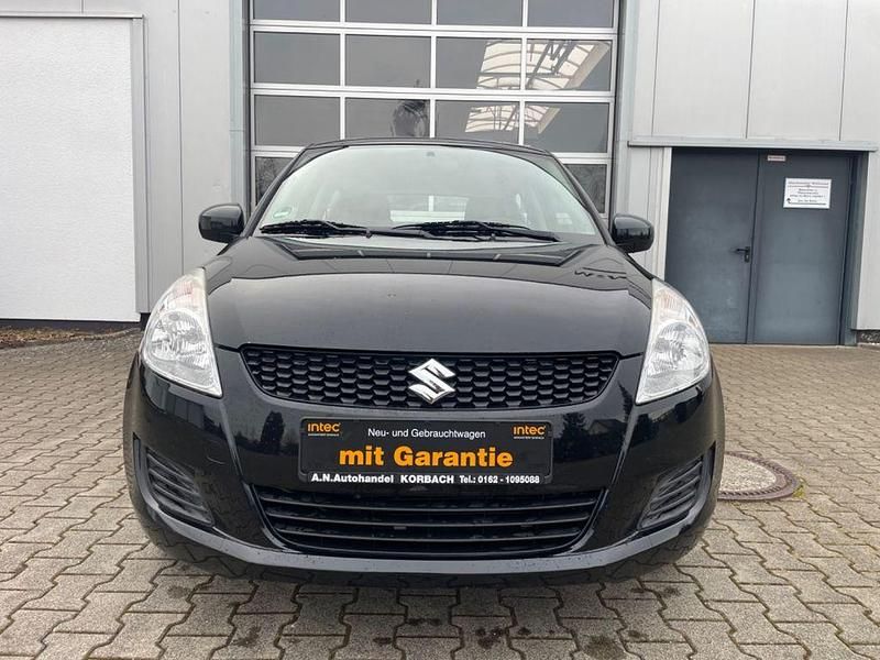 Gebraucht Suzuki Swift Club 94 PS (69 kW) 2012 Schwarz Kleinwagen