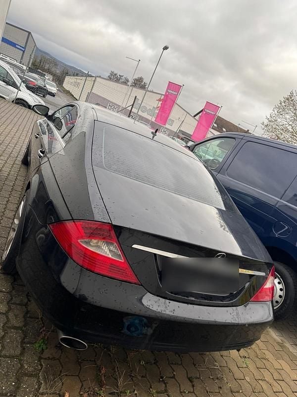 Gebraucht Mercedes CLS320 224 PS (164 kW) 2008 Schwarz Limousine