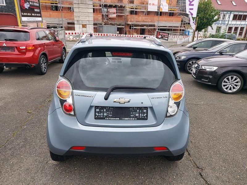Gebraucht Chevrolet Spark LS 82 PS (60 kW) 2011 Blau Kleinwagen