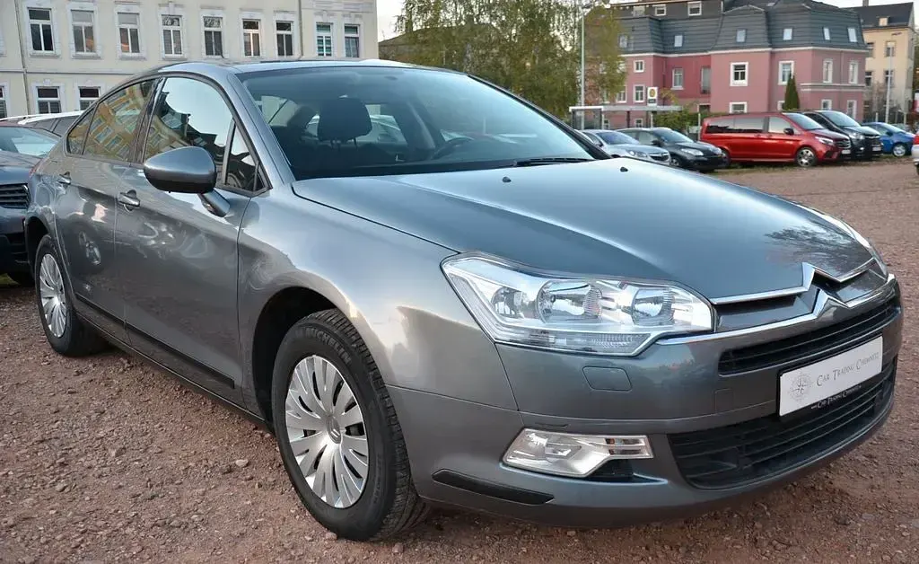 Gebraucht Citroën C5 Style 125 PS (91 kW) 2010 Grau metallic Limousine