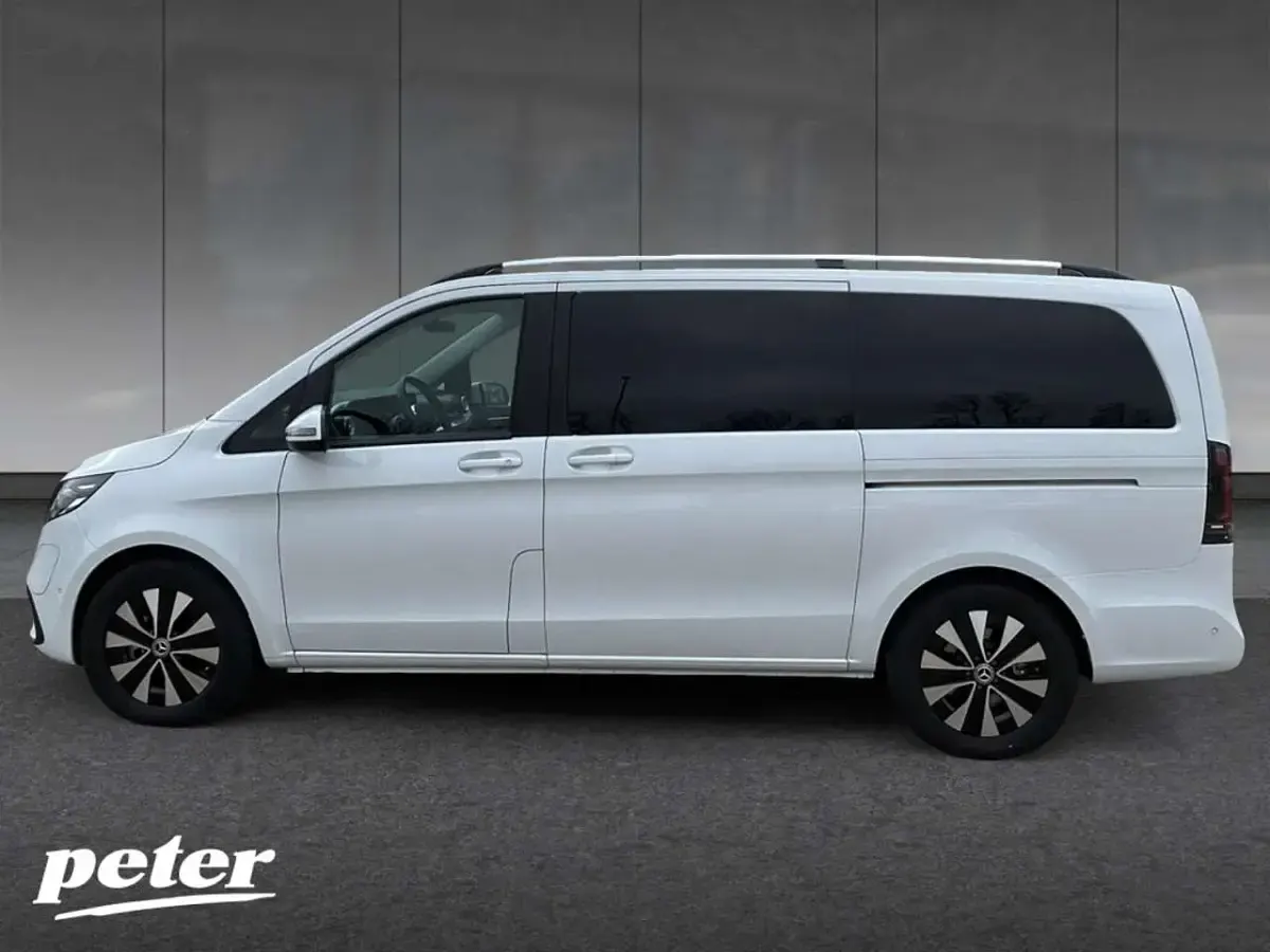 Gebraucht Mercedes EQV300 150 kW (204 PS) 2025 Weiß Van / Kleinbus