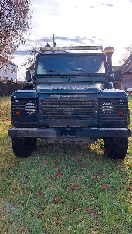 Gebraucht Land Rover Defender 122 PS (89 kW) 2003 Grün Kombi