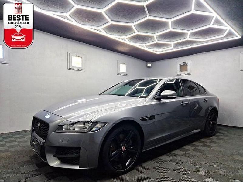 Gebraucht Jaguar XF R-Dynamic 300 PS (220 kW) 2019 Grau Limousine