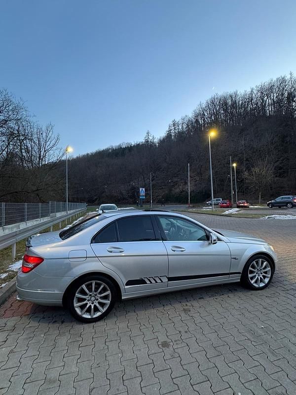 Gebraucht Mercedes C320 224 PS (164 kW) 2007 Grau Limousine