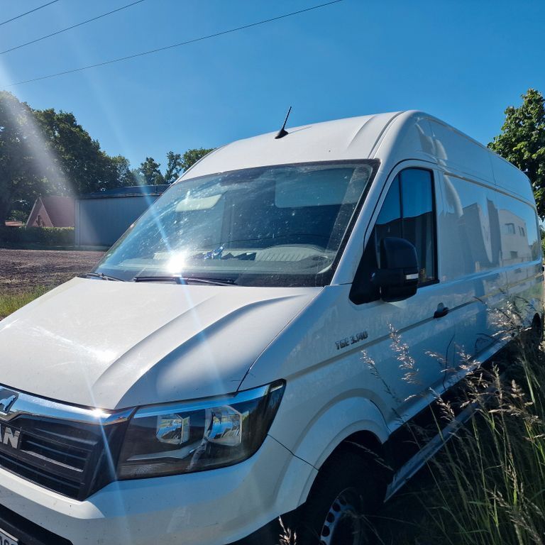 Weiß Gebraucht 2017 MAN TGE Van | 10.990 € (Fairer Preis) - Bild 1/4
