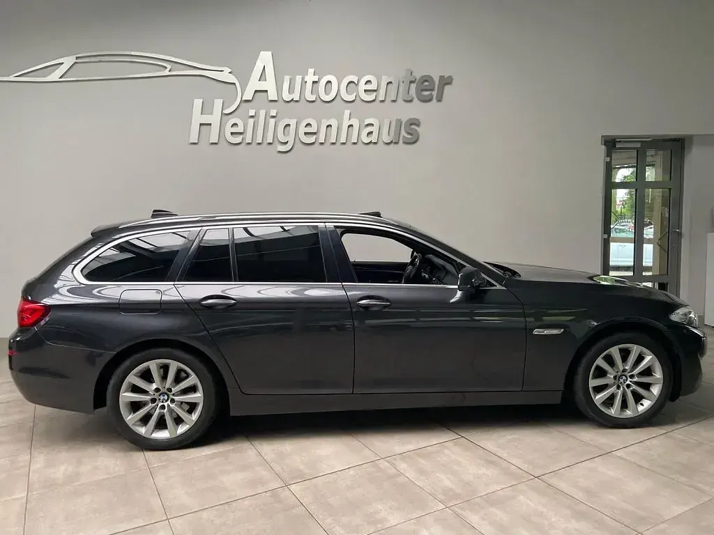 Gebraucht BMW 520 184 PS (135 kW) 2011 Grau Kombi