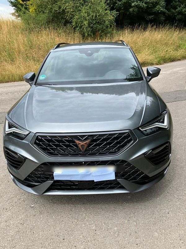 Grau Gebraucht 2025 Cupra Ateca SUV | 35.250 € (Superpreis) - Bild 1/4