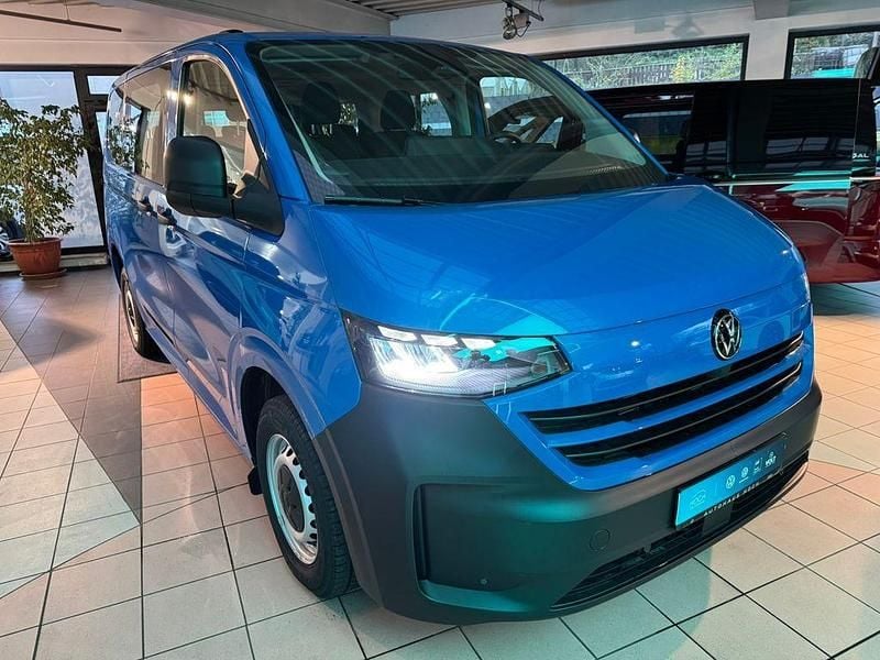 Neu VW Transporter 150 PS (110 kW) 2026 Blau Van